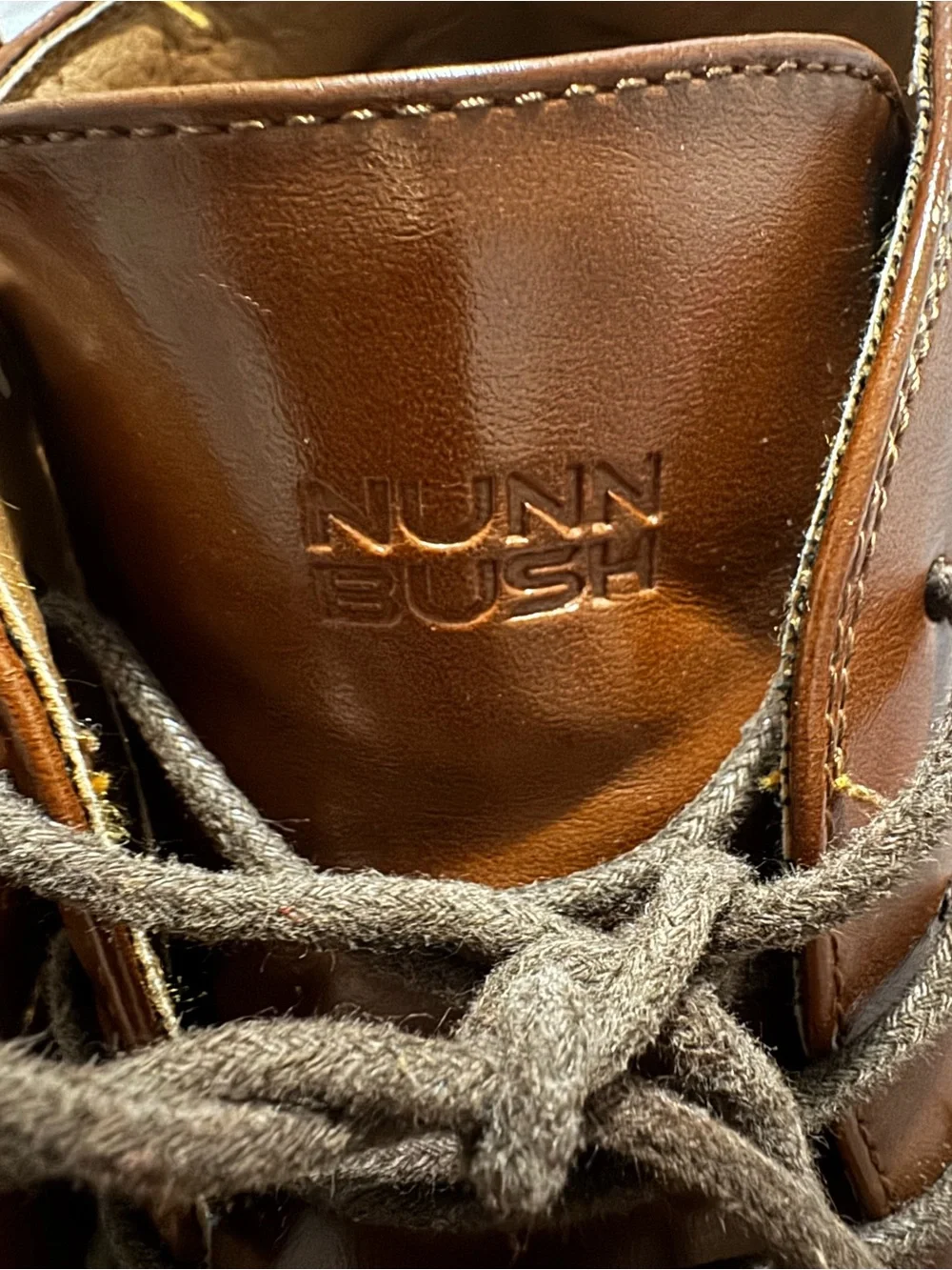 Nunn Bush Chestnut Brown Leather-like Chukka Boots